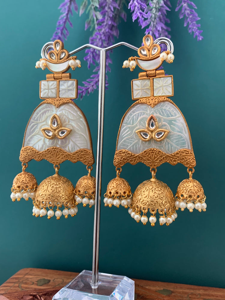 Amrapali kundan earring Megan