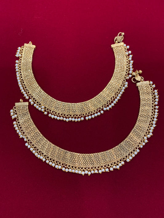 Gold plated anklet temple style