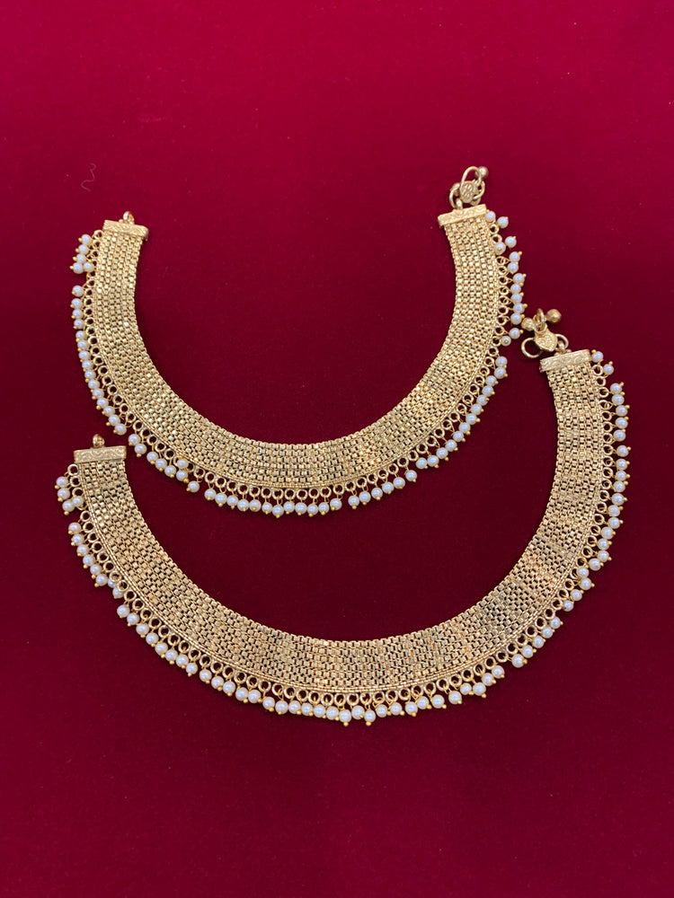 Gold plated anklet temple style