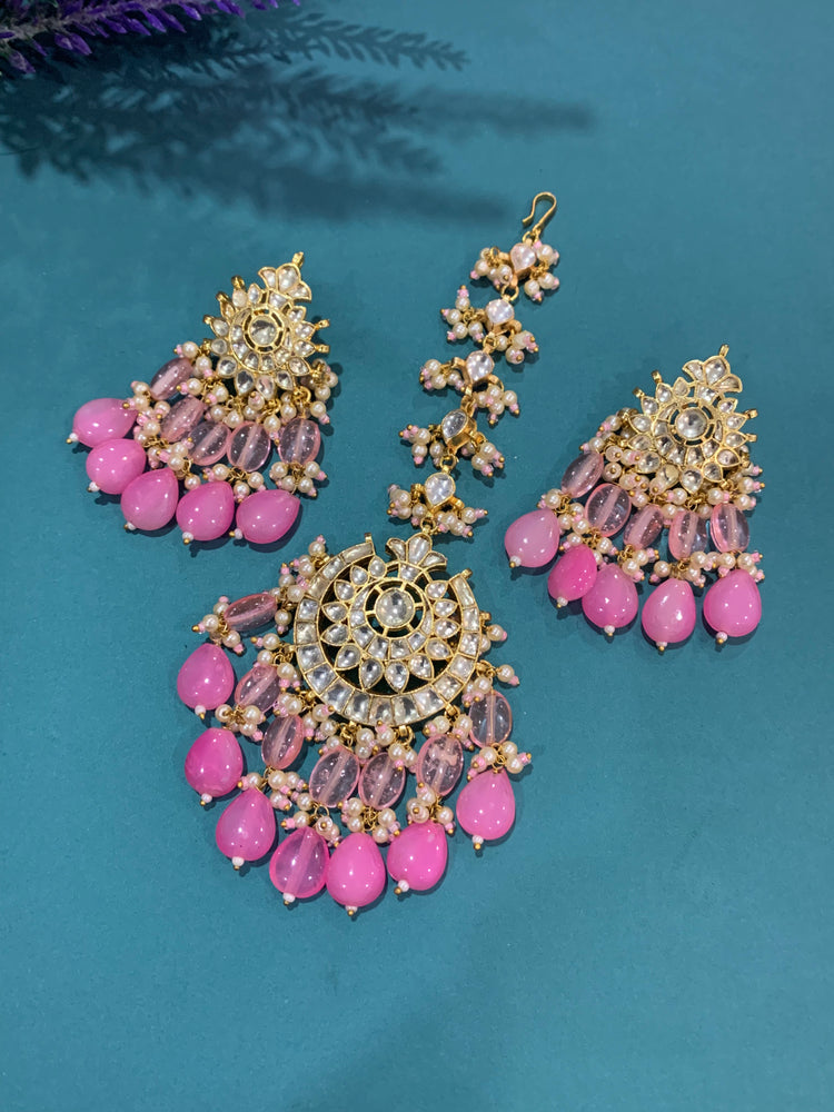 Kundan stud earring with matching Tikka