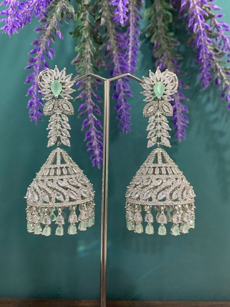 Medium to long jhumka silver / mint