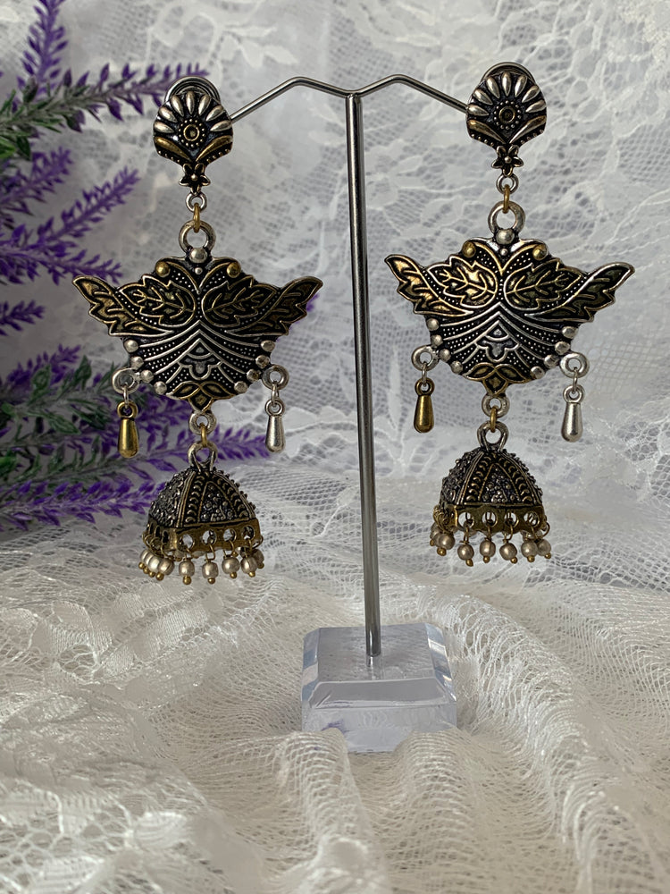 Dual shade metal oxi jhumki earring