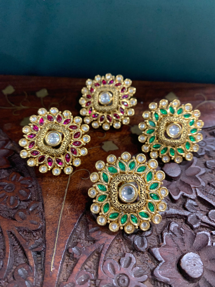 Kundan stud earring