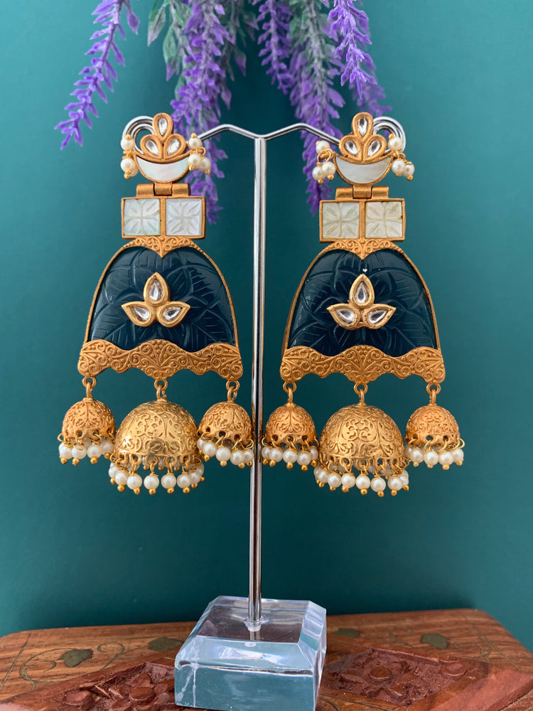 Amrapali kundan earring Megan