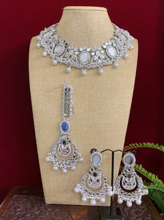 Joya quality mirror necklace set with matching earring tikka