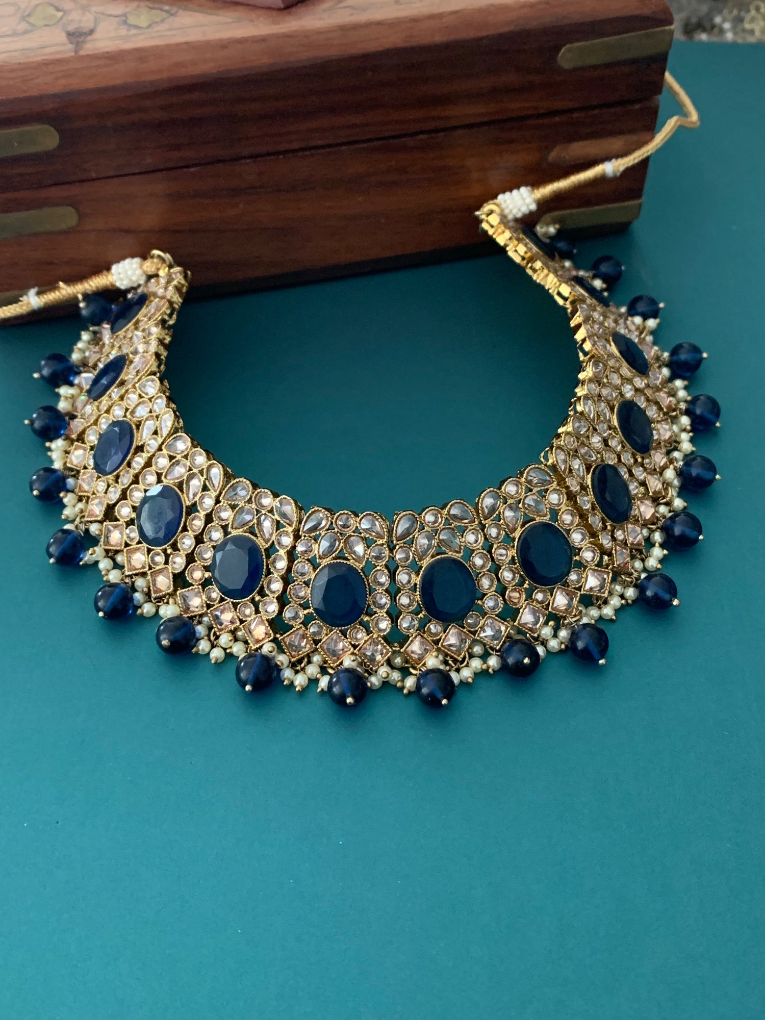 Polki necklace choker Rose in navy blue Bawaries