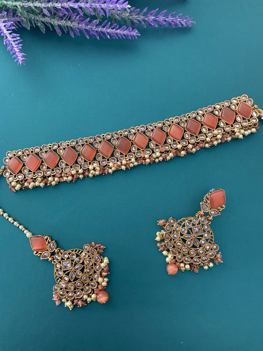 Nikki polki choker in orange