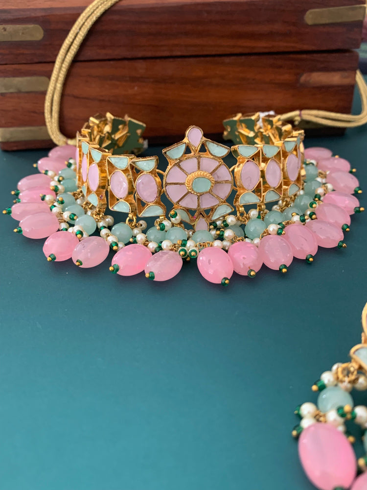 Farzia pachi kundan choker