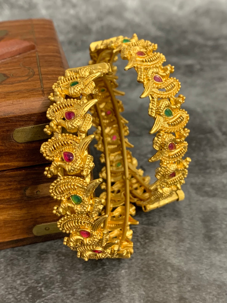 Ratna Temple style bangle in matte gold