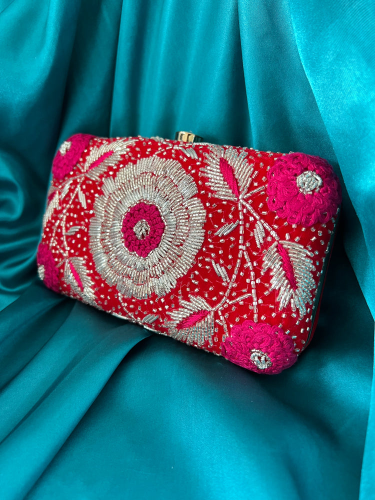 Women handbag/clutch