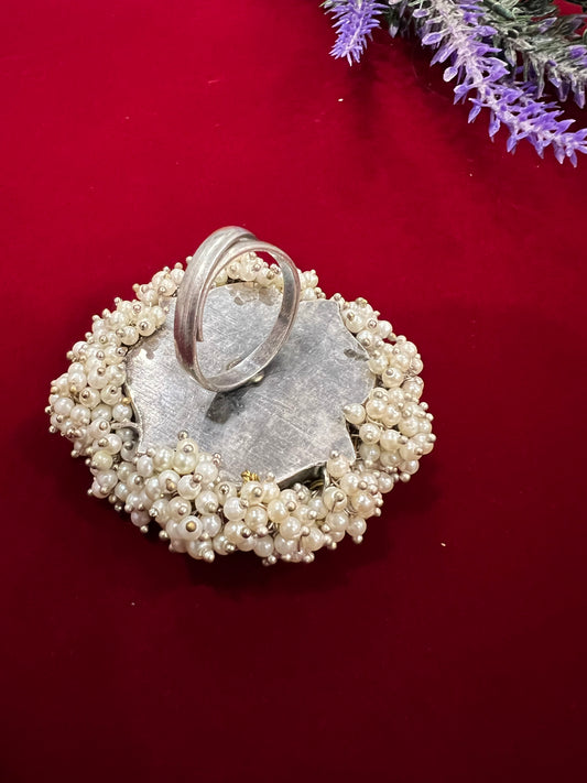 Silver ring with pachi kundan