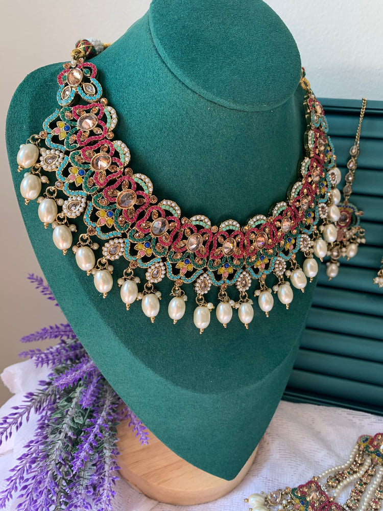 Charul necklace set in multi