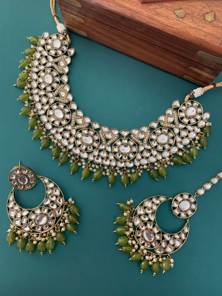 Kundan necklace set Raisa in mahendi green