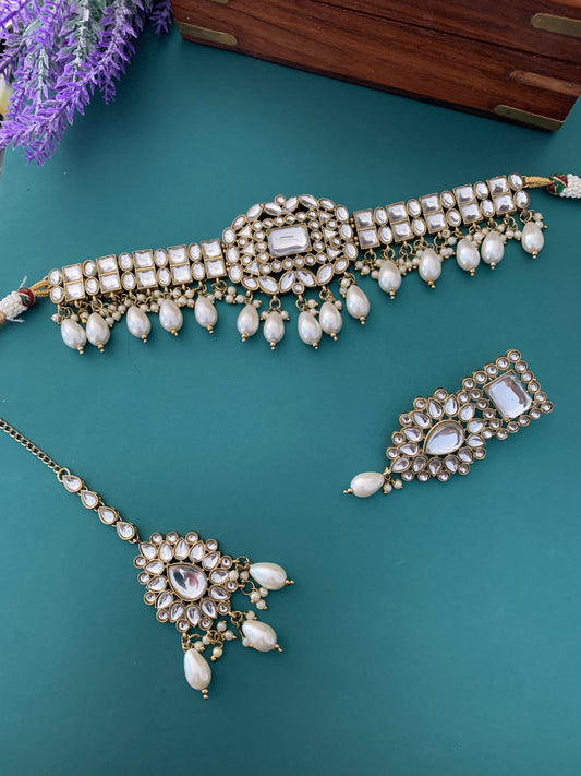 Sadiya kundan choker set in white