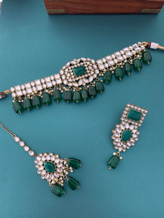 Sadiya kundan choker set in emerald green